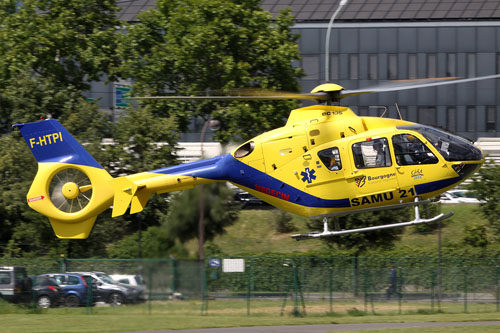 Hélicoptère EC135 F-HTPI du SAMU 21