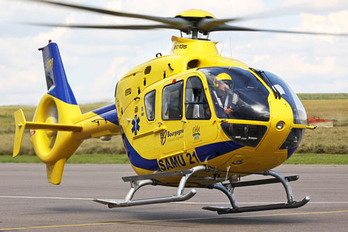 Hélicoptère EC135 F-HTPI du SAMU 21