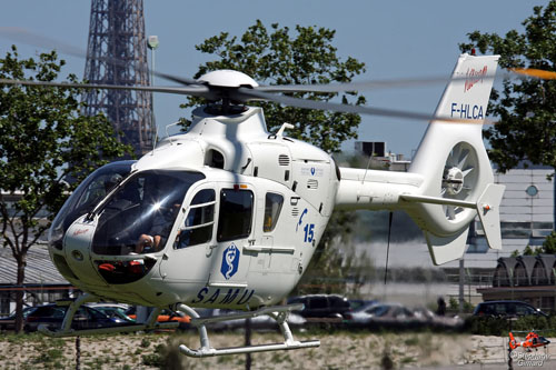 Hélicoptère EC135 F-HLCA du SAMU 94