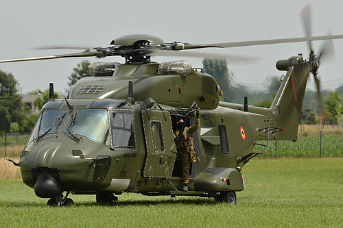 Hélicoptère NH90 TTH belge