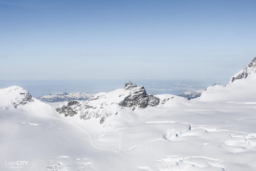 Vol en hélicoptère vers le Matterhorn