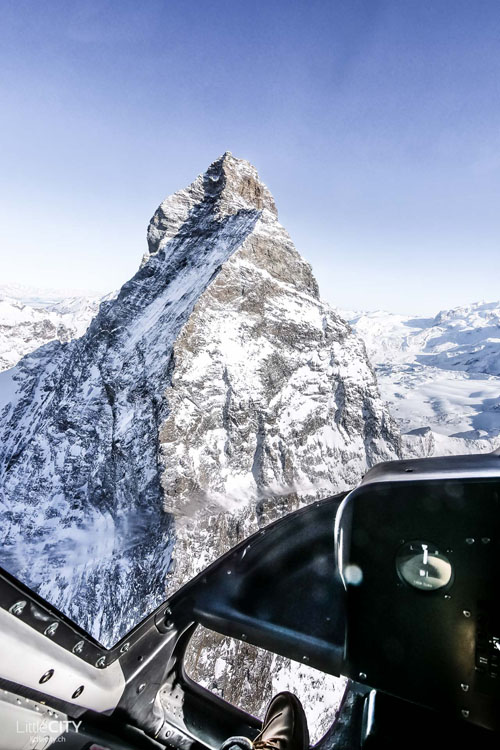 Vol en hélicoptère vers le Matterhorn