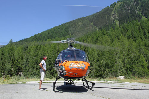 Hélicoptère AS350 B3 Ecureuil F-HESB de Chamonix Mont-Blanc Hélicoptères (CMBH)