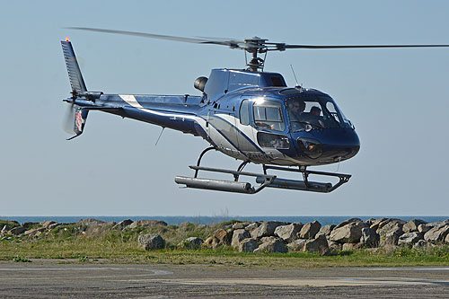 Hélicoptère AS350 B2 Ecureuil F-GTRD d'OYA Vendée Hélicoptères