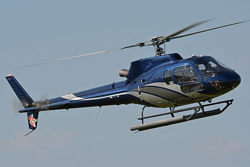 Hélicoptère AS350 B2 Ecureuil F-GTRD d'OYA Vendée Hélicoptères