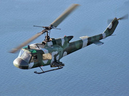 Hélicoptère UH1M Cazador Salvador