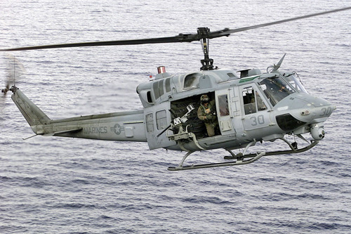 Hélicoptère UH1N USMC