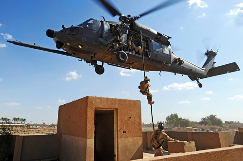 Hélicoptère HH60 PaveHawk de l'USAF en Irak