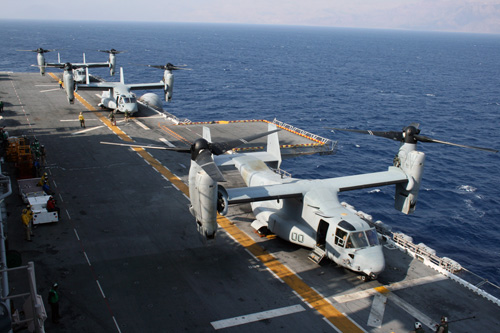 USS Bataan et MV22 Osprey