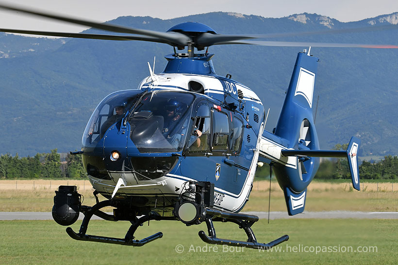 Hélicoptère EC135 Gendarmerie Nationale