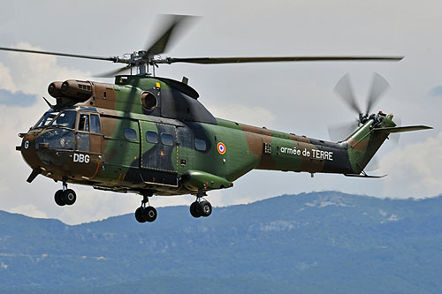 Hélicoptère SA330 Puma ALAT