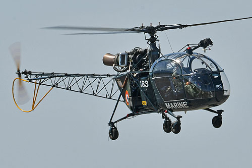 Hélicoptère Alouette II 1163 de la Marine française