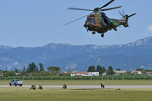 Hélicoptère AS532 Cougar ALAT