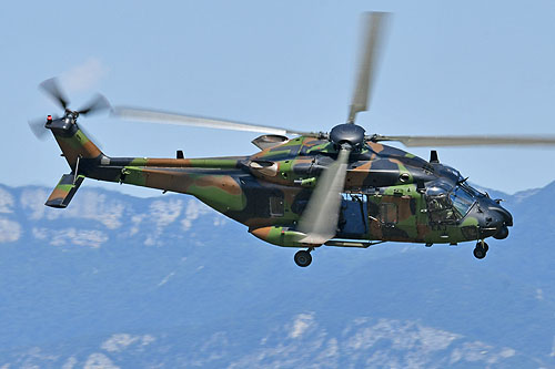 Hélicoptère NH90 TTH Caïman ALAT