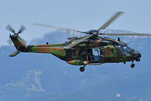 Hélicoptère NH90 TTH Caïman ALAT