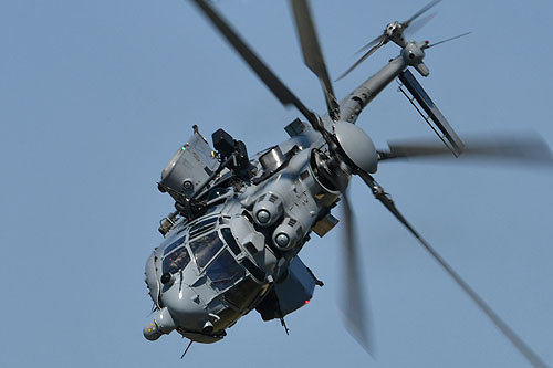 Hélicoptère EC725 Caracal ALAT