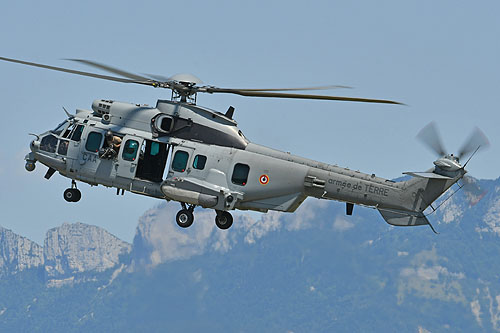 Hélicoptère EC725 Caracal ALAT