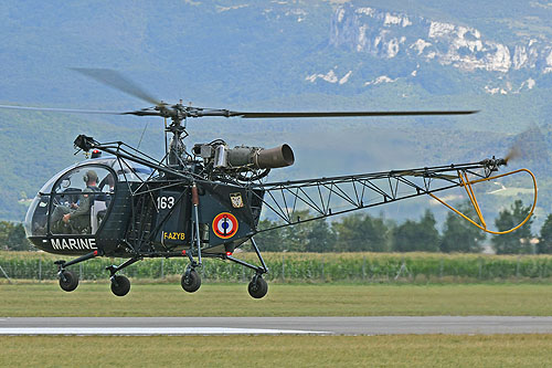 Hélicoptère Alouette II 1163 de la Marine française