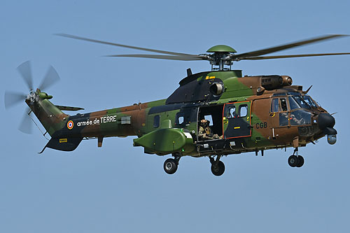 Hélicoptère AS532 Cougar ALAT