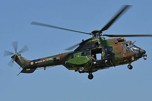 Hélicoptère AS532 Cougar ALAT