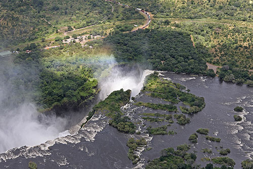 Survol en hélicoptère des chutes Victoria au Zimbabwe