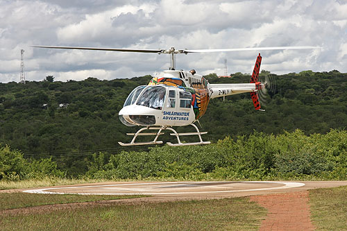 Hélicoptère BELL 206B JetRanger III de SHEARWATER