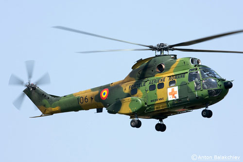 Hélicoptère IAR330 Puma roumain