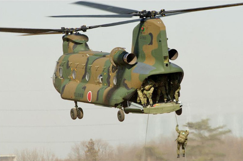 Hélicoptère CH47 Chinook JGSDF