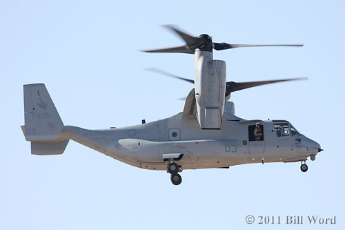 Hélicoptère à rotors basculants V22 Osprey des US Marines