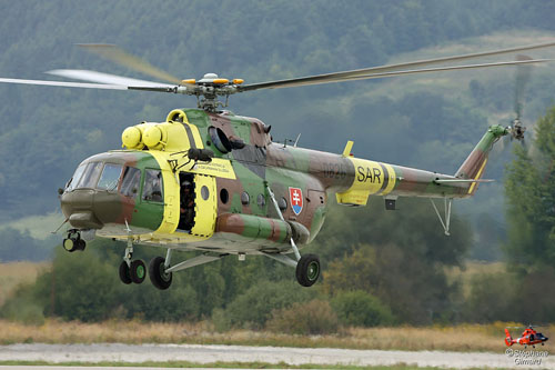 Hélicoptère MI17