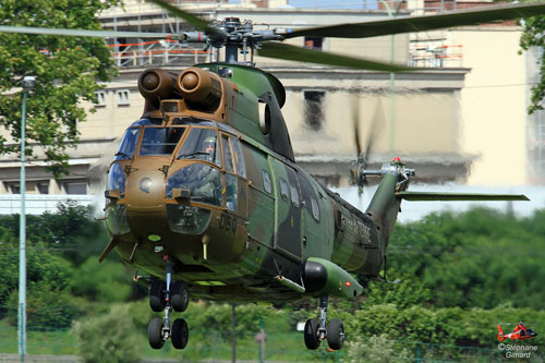 Hélicoptère de transport SA330 Puma de l'Armée de Terre (ALAT)