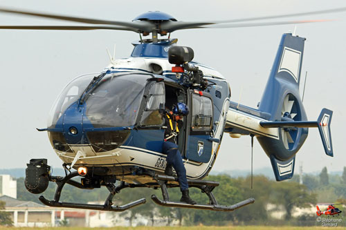 Hélicoptère EC135 de la Gendarmerie Nationale