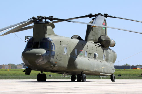 Hélicoptère CH47 Chinook Libye