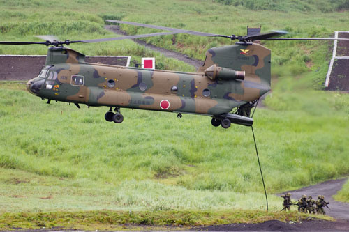 Hélicoptère CH47 Chinook JGSDF