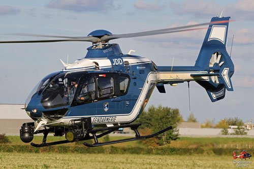 Hélicoptère EC135 de la Gendarmerie Nationale française