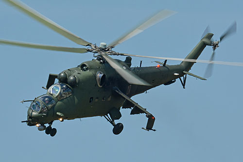 Hélicoptère MI24 Hind Pologne