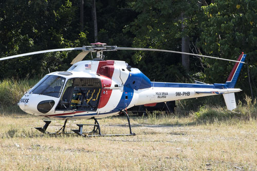 Hélicoptère AS355N Ecureuil 9M-PHE de la Police de Malaisie