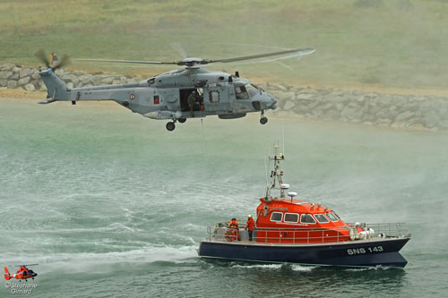 Hélicoptère NH90 Caïman Marine Nationale française