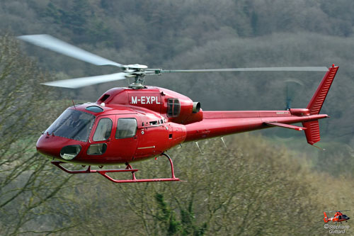 Hélicoptère AIRBUS HELICOPTERS AS355 Ecureuil 2 M-EXPL 