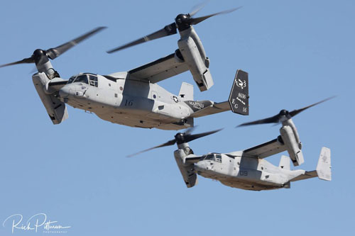 Hélicoptères convertibles MV22 Osprey des US Marines américains