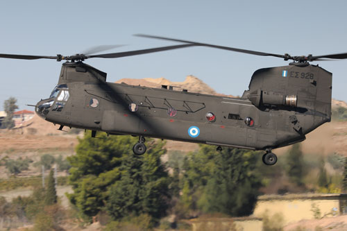 Hélicoptère CH47 Chinook de l'Armée de Terre grecque