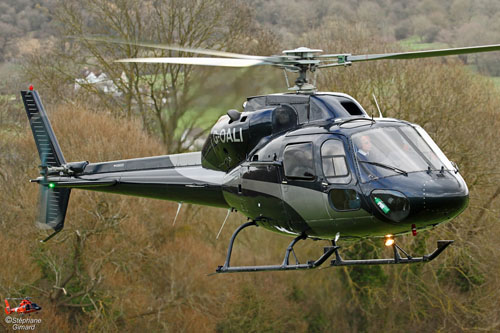 Hélicoptère AIRBUS HELICOPTERS AS355 Ecureuil 2 G-OALI