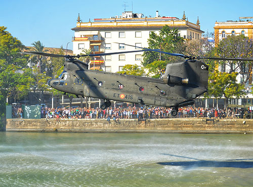 Hélicoptère CH47 Chinook de l'Armée de Terre espagnole