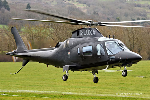 Hélicoptère Leonardo AW109E Power G-LUXX