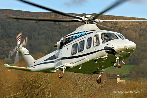 Hélicoptère Leonardo AW139 G-LAWA