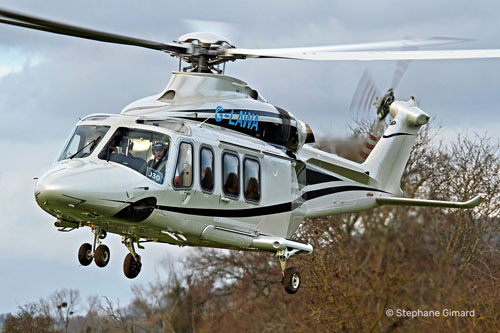 Hélicoptère Leonardo AW139 G-LAWA