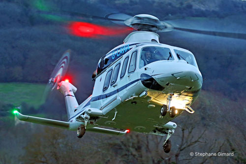 Hélicoptère Leonardo AW139 G-LAWA