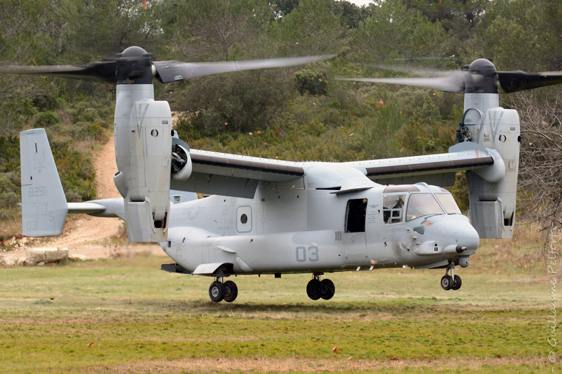 Hélicoptère à rotors basculants (convertible) V22 Osprey des Marines US