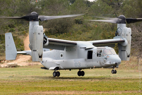 Hélicoptère à rotors basculants (convertible) V22 Osprey des Marines US