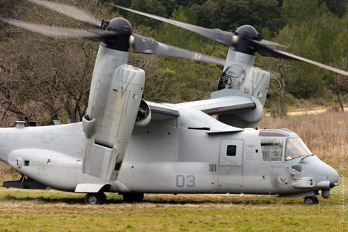 Hélicoptère à rotors basculants (convertible) V22 Osprey des Marines US